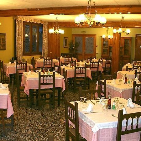 Fonda Agusti Hotel Esterri d'Àneu Buitenkant foto