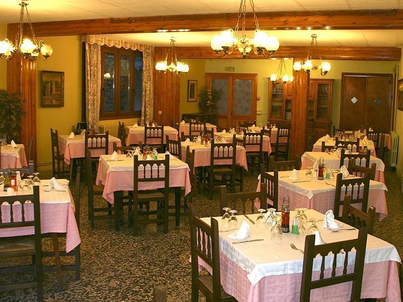 Fonda Agusti Hotel Esterri d'Àneu Buitenkant foto